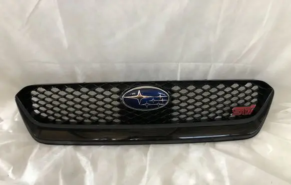 Subaru Impreza III Front bumper upper radiator grill 91121vac00