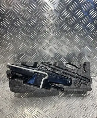 Citroen DS3 Tool set 