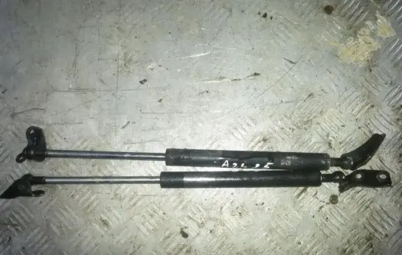 Honda Jazz Tailgate/trunk strut/damper 