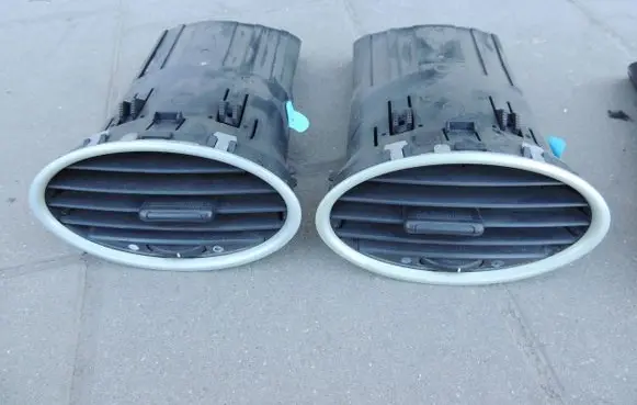 Ford Focus Dashboard side air vent grill/cover trim 4M51A014L21AD 4M51A014L21BC BXMFB