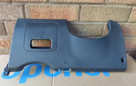 Hyundai Tucson TL Other interior part 84775-D7100RY
