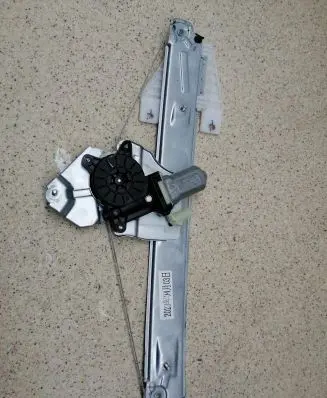 Dacia Spring Front door window regulator with motor 7210BGTL002A