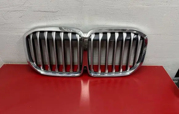 BMW X7 G07 Front bumper upper radiator grill 8094566 2454895