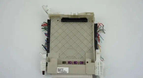 Toyota Corolla E210 E21 Comfort/convenience module 63589313 8273002P80A