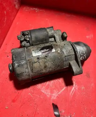 Mercedes-Benz E W211 Starter motor 0051512901