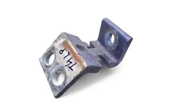 Volkswagen Transporter - Caravelle T4 Front door lower hinge 7D0831401
