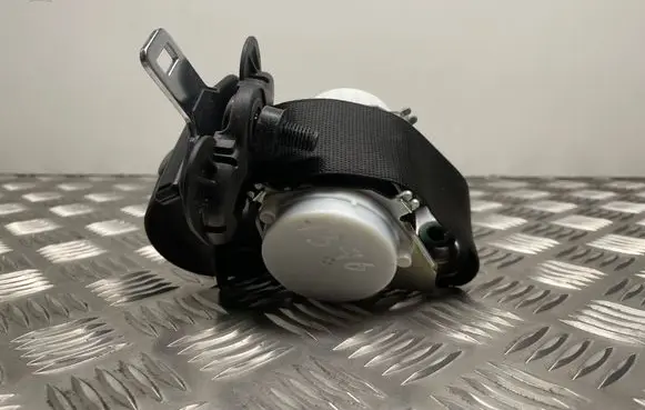 BMW 1 F20 F21 Front seatbelt 7243307