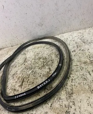 Opel Astra J Rubber seal front coupe door 