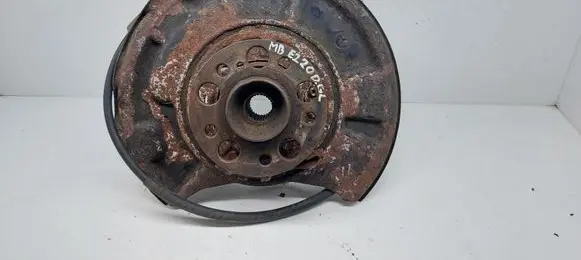 Mercedes-Benz E W211 Rear wheel hub