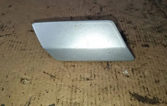 Skoda Octavia Mk3 (5E) Headlight washer spray nozzle cap/cover 5E0955110