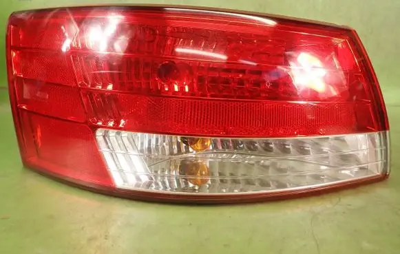 Hyundai Sonata Rear/tail lights 924013K0