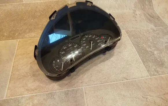Citroen Berlingo Speedometer (instrument cluster) 9662745180 000708613 JAM59400
