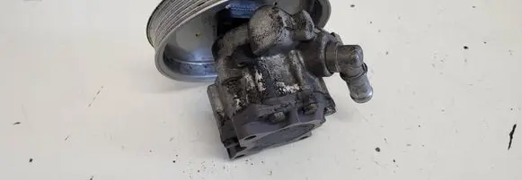 Audi A6 S6 C6 4F Power steering pump 06C145255