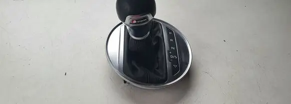 Audi TT TTS RS Mk3 8S Gear lever shifter trim leather/knob