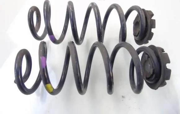 Renault Twingo III Rear coil spring