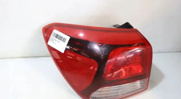 KIA Rio Rear/tail lights