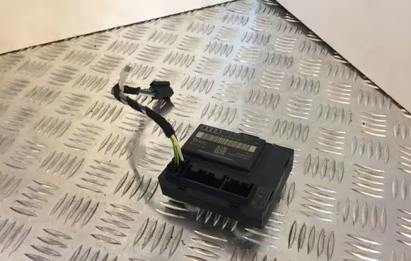 Audi A6 S6 C6 4F Door control unit/module 4F0959795F