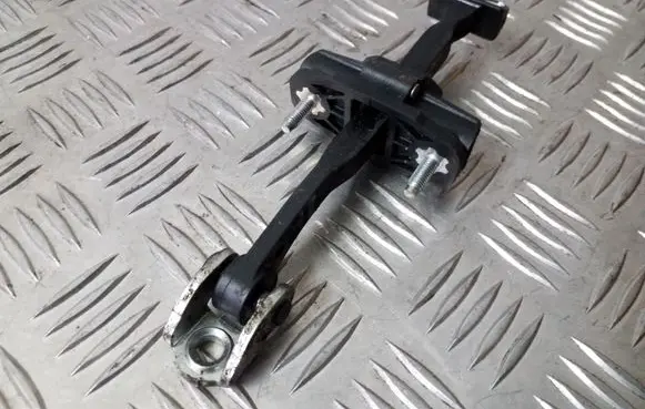 Ford C-MAX II Front door check strap stopper AM51U23500AC