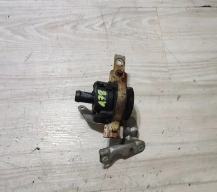 Mercedes-Benz CLA C117 X117 W117 Electric auxiliary coolant/water pump A0005000686