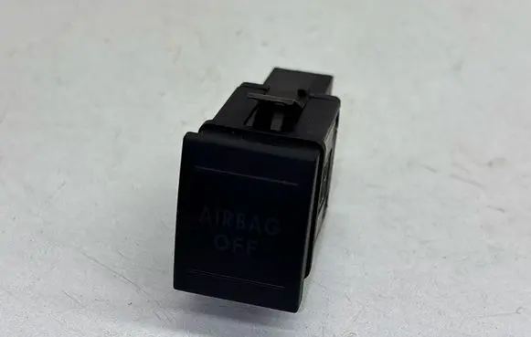 Volkswagen Polo Passenger airbag on/off switch 6Q0919235