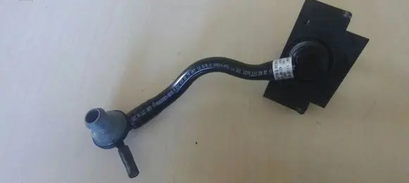 Mercedes-Benz E AMG W212 Brake booster pipe/hose A2124302629 L2532BA