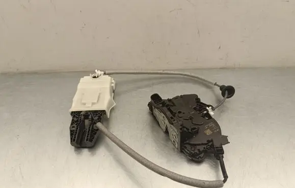 Skoda Enyaq iV Front door lock 8V0839885