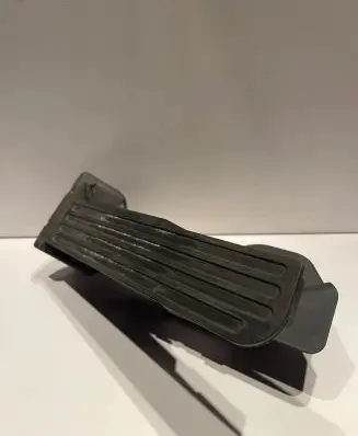 Volkswagen Tiguan Accelerator throttle pedal 1K1723503M