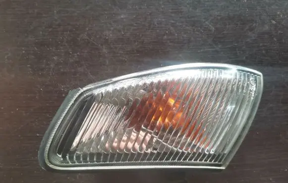 Mazda 626 Front indicator light 21061822