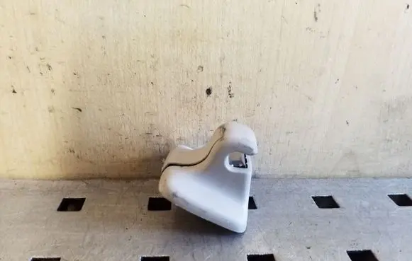 Sun visor clip/hook/bracket