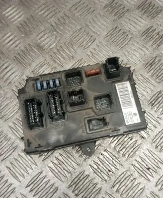 Peugeot 407 Comfort/convenience module 9656148180
