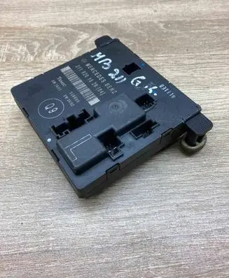 Mercedes-Benz E W211 Door control unit/module 2118201526 356805 Used