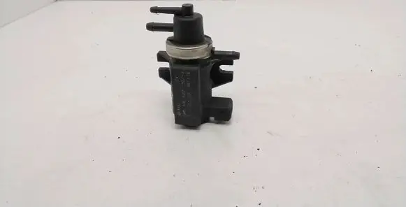 Volkswagen Golf III Turbo solenoid valve 1H0906627 94T346 72190320