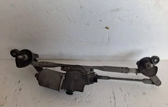 Toyota Prius (NHW20) Front wiper linkage and motor 8511047080 1592007660