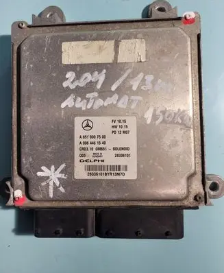 Mercedes-Benz C W204 Engine control unit/module A6519007500 A0064461540 CRD310OM651SOLENOID