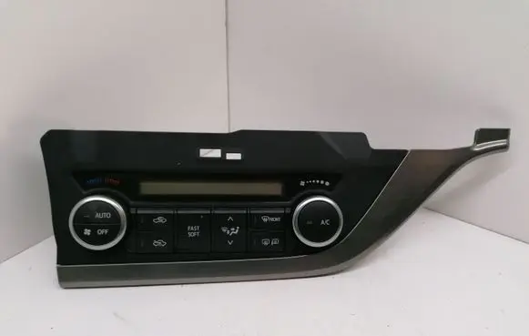 Toyota Auris E180 Climate control unit 75F542