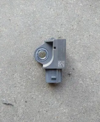 Hyundai Santa Fe Airbag deployment crash/impact sensor 959302W000