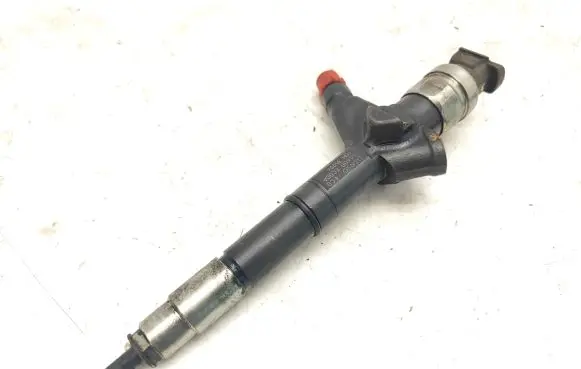 Nissan Pathfinder R51 Fuel injector 16600EC00A