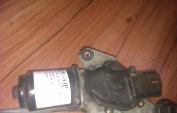 Honda CR-V Wiper motor