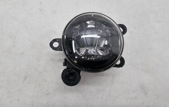 Volvo XC40 Front fog light 90103785