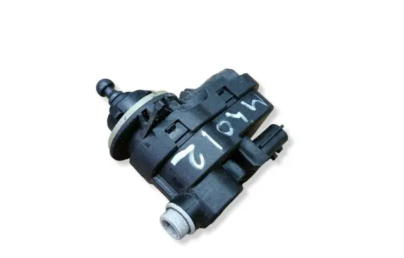 Nissan Qashqai Headlight level adjustment motor 92001203