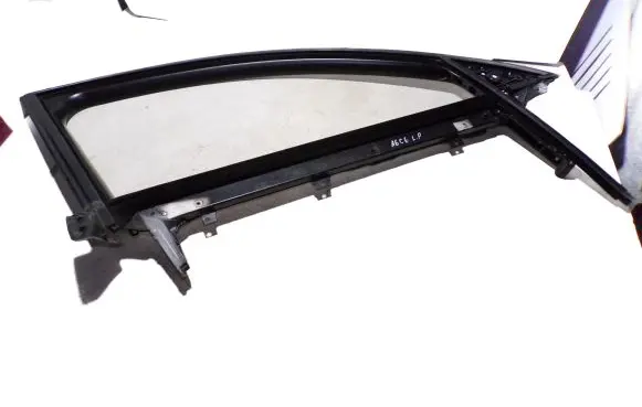 Audi A6 S6 C6 4F Front door window/glass frame 4F0837630