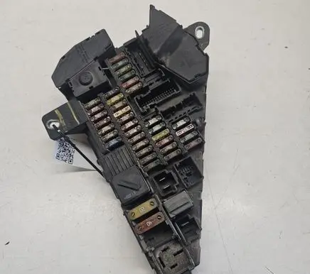 BMW 5 E60 E61 Fuse module 690658806