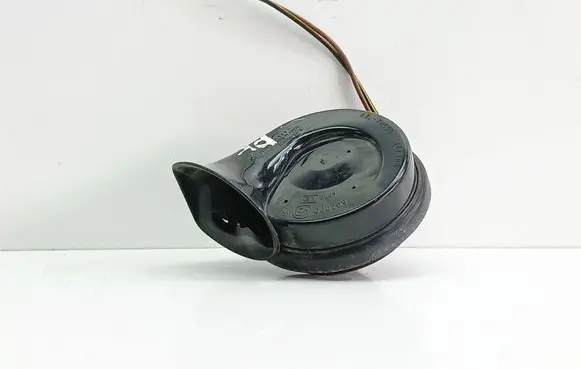 Audi A6 S6 C5 4B Horn signal E10208 E1000209