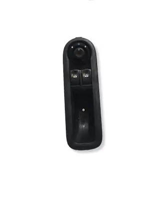 Renault Clio III Electric window control switch 8200356515