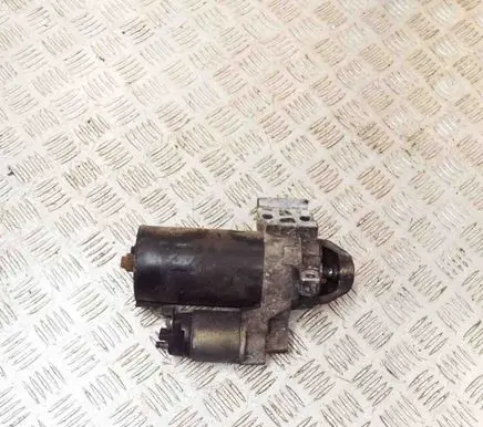 BMW 3 E90 E91 Starter motor 7823700 0001139016