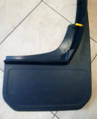 Land Rover Defender Front mudguard L8BM16G574BB NE70252