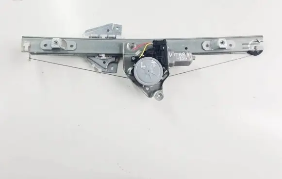 Suzuki Grand Vitara II Rear door window regulator with motor