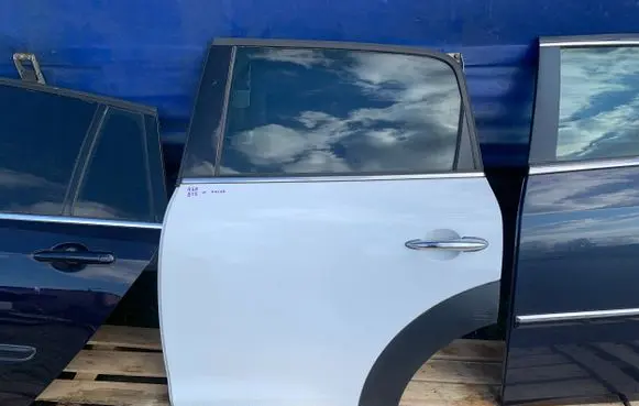 Mini Cooper Countryman R60 Rear door