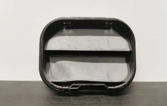 Chevrolet Corvette C7 Quarter panel pressure vent 10285751