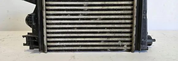 Dacia Sandero Intercooler radiator 144968819